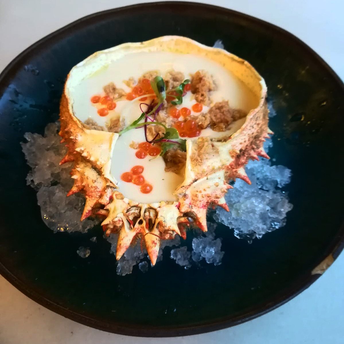 Ajoblanco con uva moscatel y almendra marcona